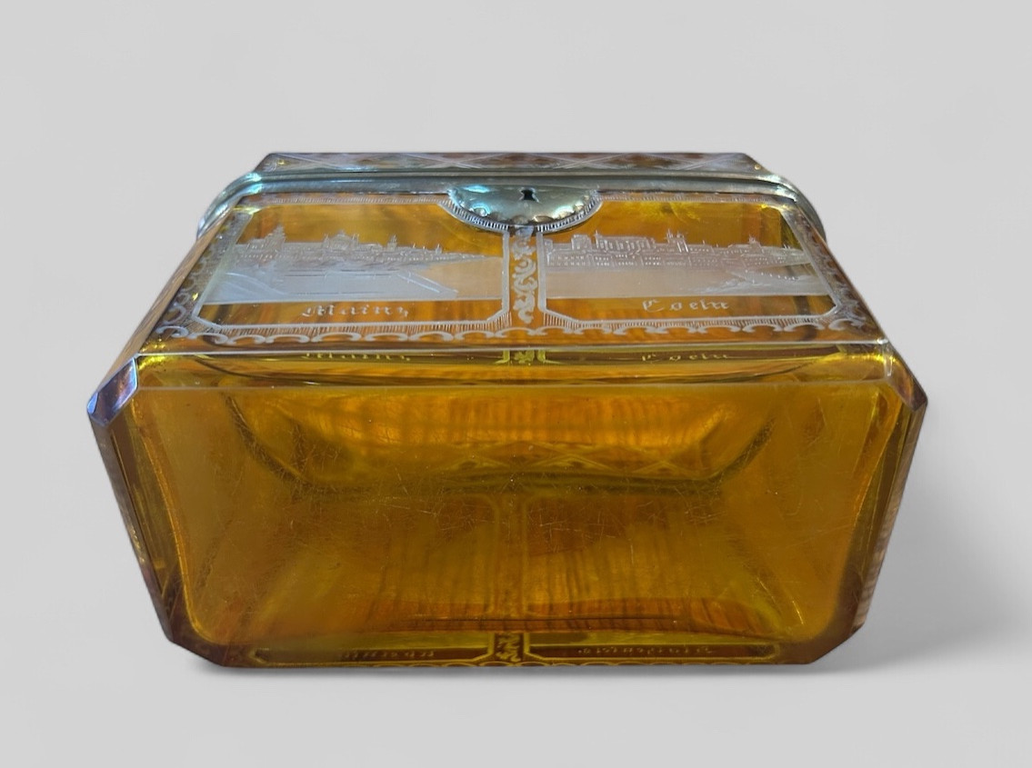 Rare Yellow Bohemian Crystal Box With A View Of Castles, Late 19th Century-photo-5