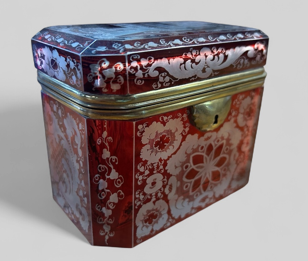 Rare Red Bohemian Crystal Box Souvenir From The Kiehl Bridge, Late 19th Century