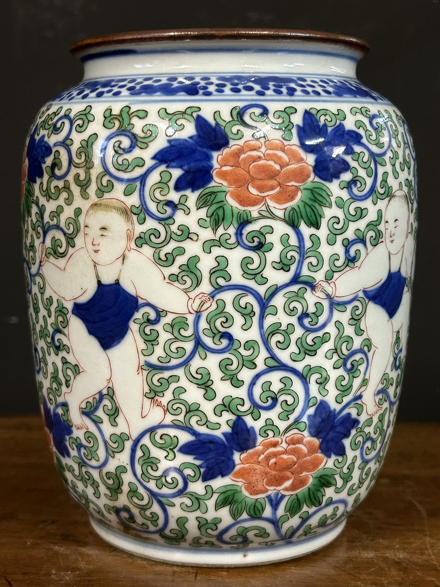 Chinese Porcelain Vase In Wucai Enamels With Six-character Mark Tiangi (1621-1627). -photo-2