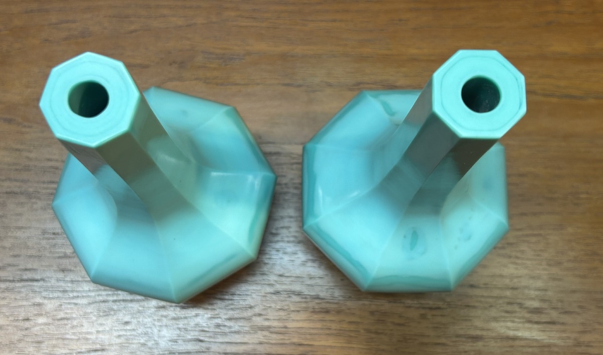 Pair Of Opaque Turquoise Speckled Glass Bottle Vases From Beijing, Early 20th Century -photo-4
