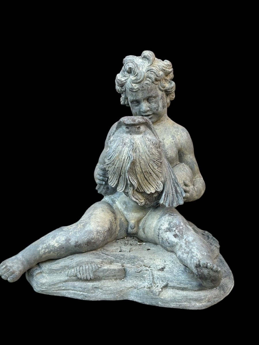 Fountain - Central Fountain In The Basin - Cupid And Dolphin Lead Sculpture From The 20th Century -photo-2