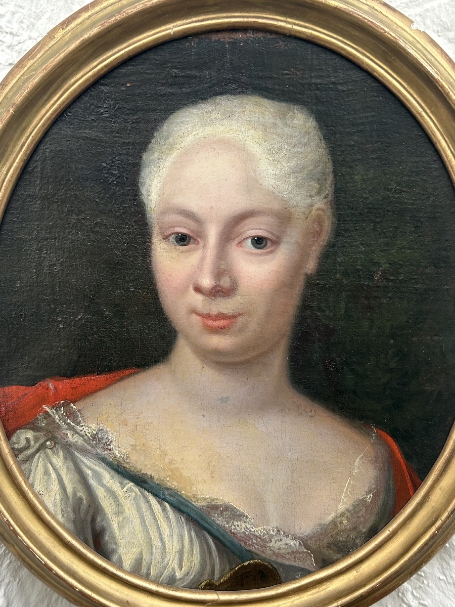 Oval Portrait Of A Woman From The 18th Century, Painting On Canvas Mounted On Cardboard -photo-2
