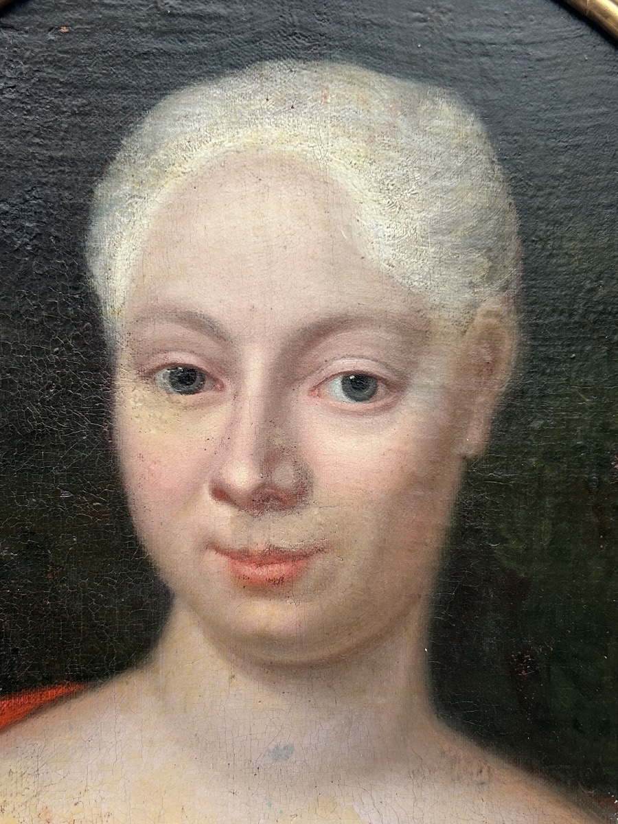 Oval Portrait Of A Woman From The 18th Century, Painting On Canvas Mounted On Cardboard -photo-1