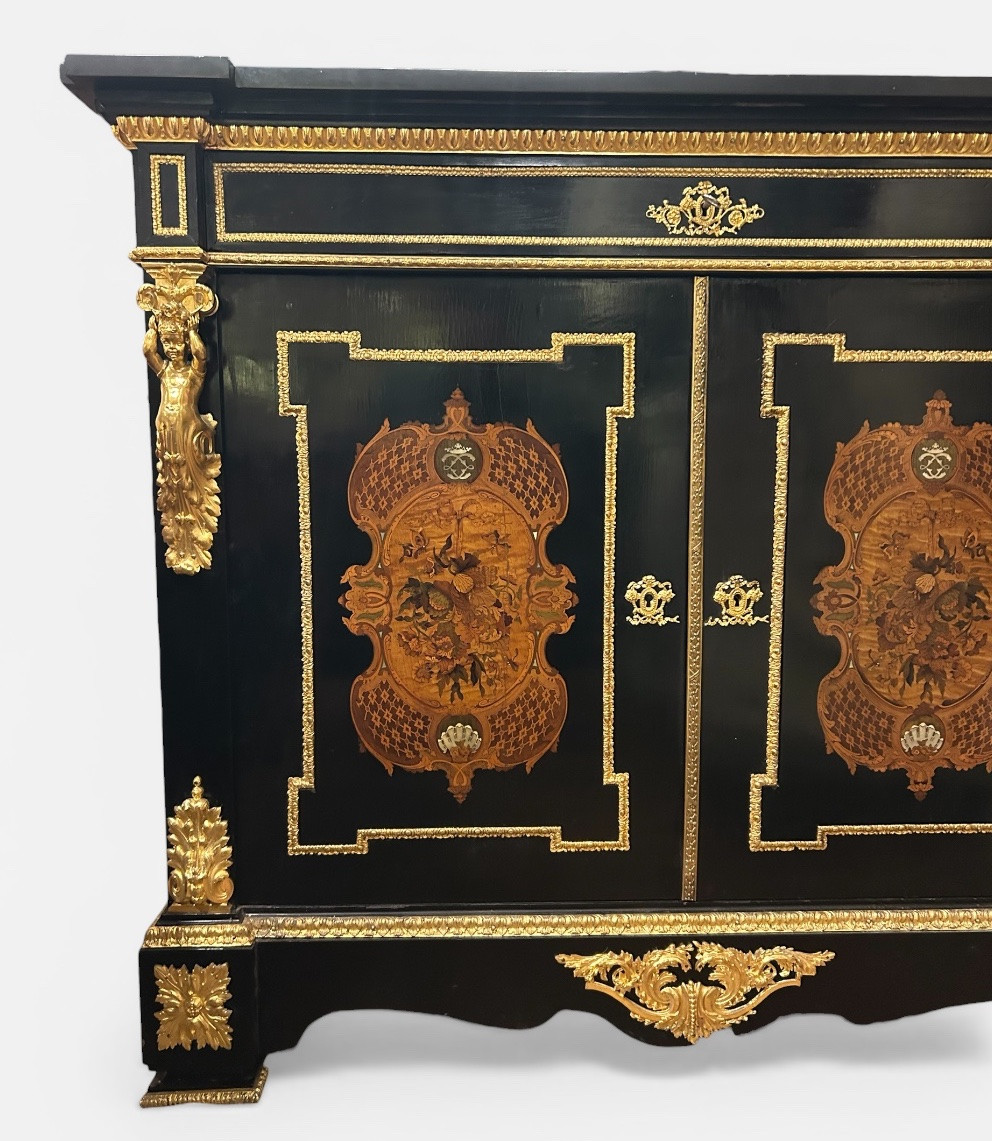 Meuble d’entre deux à hauteur d’appui d’époque Napoléon III bronze doré et marqueterie -photo-4