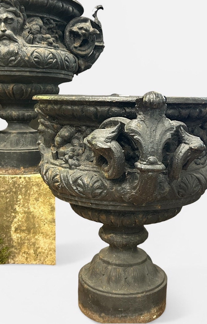 Importante paire de vases en fonte d’époque XIXéme - décoration de jardin - -photo-4