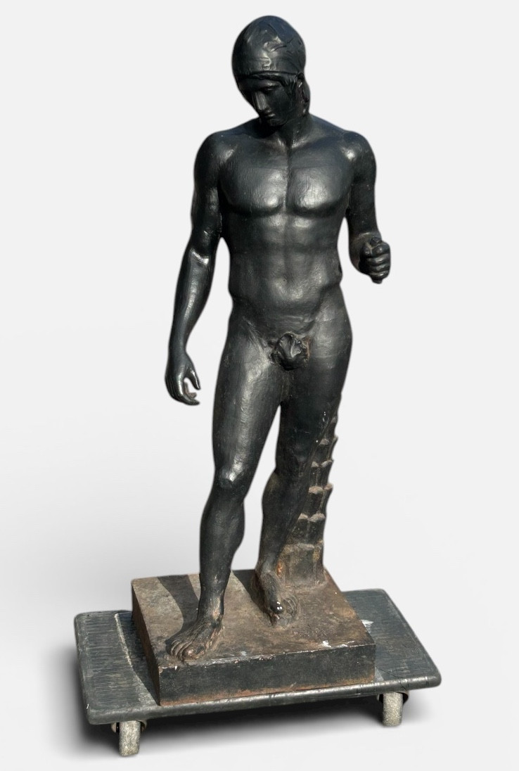 Gladiateur casqué - importante sculpture en fonte d’après l’antique début XXème - Déco jardin 