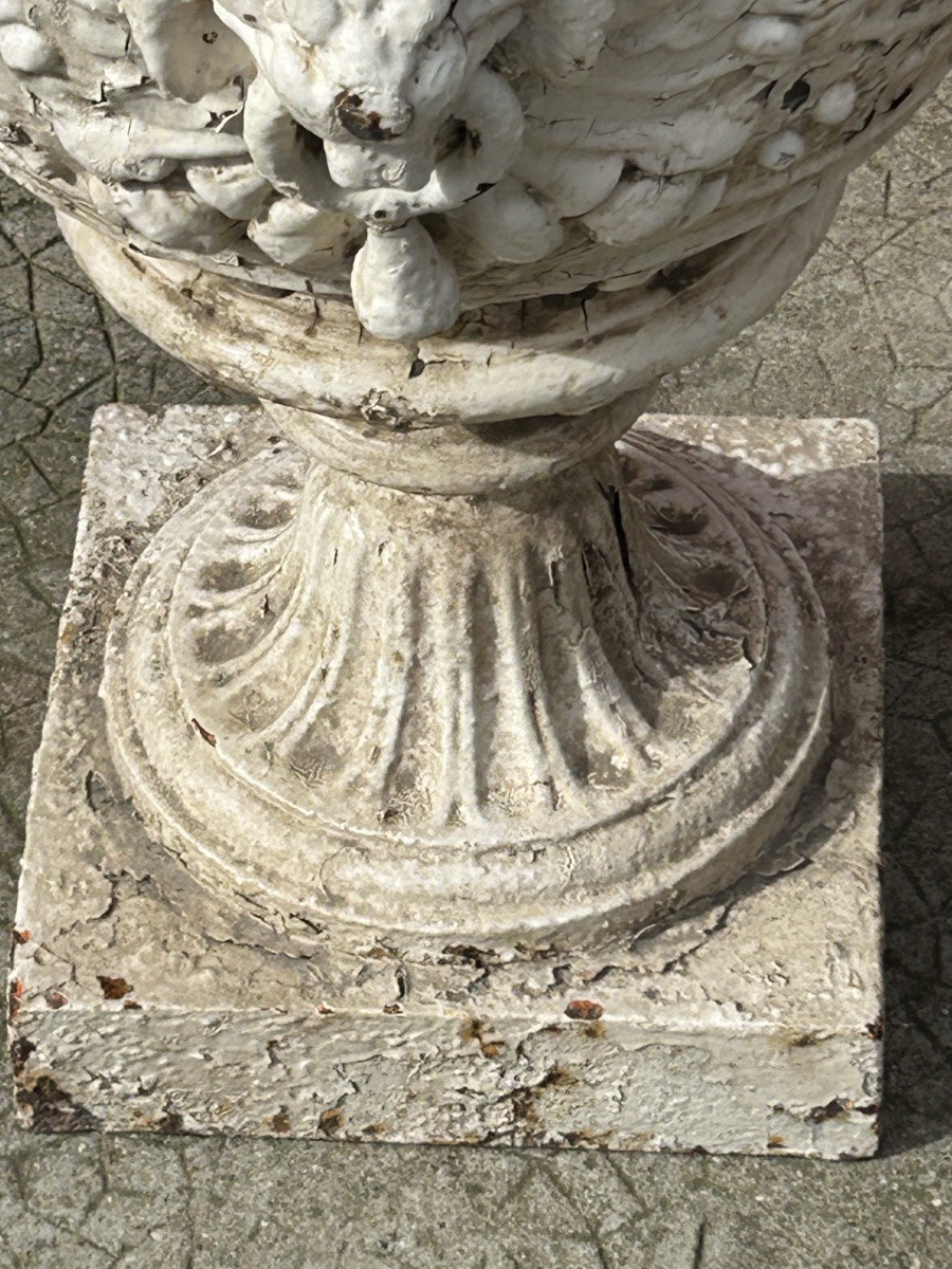 Grand vase couvert ou urne en fonte d’époque XIXéme siècle - décoration de jardin vase Médicis -photo-2