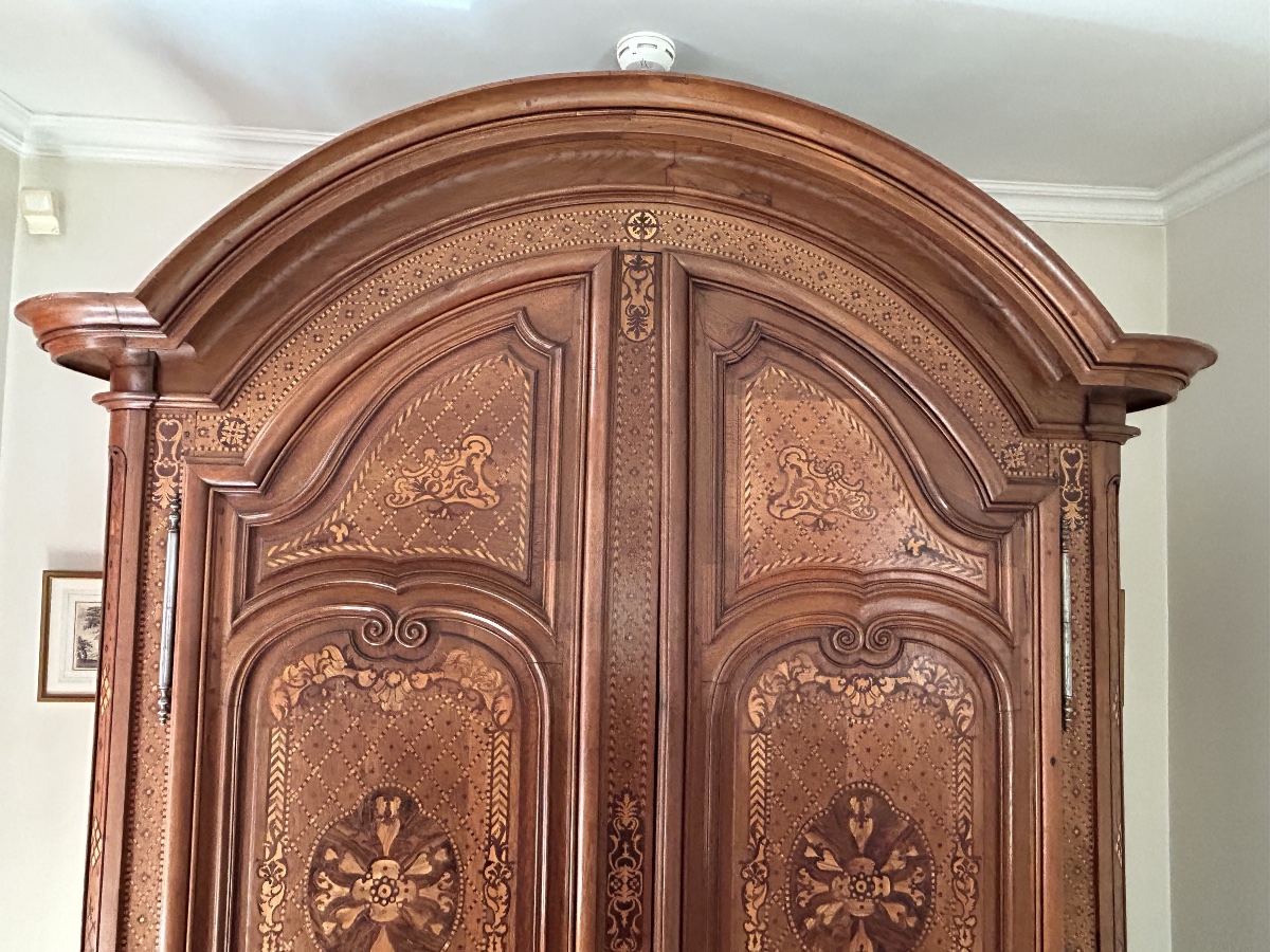 Magnifique armoire en chêne blond et marqueterie travail de l’Est d’époque début XIXème H 298 c-photo-3