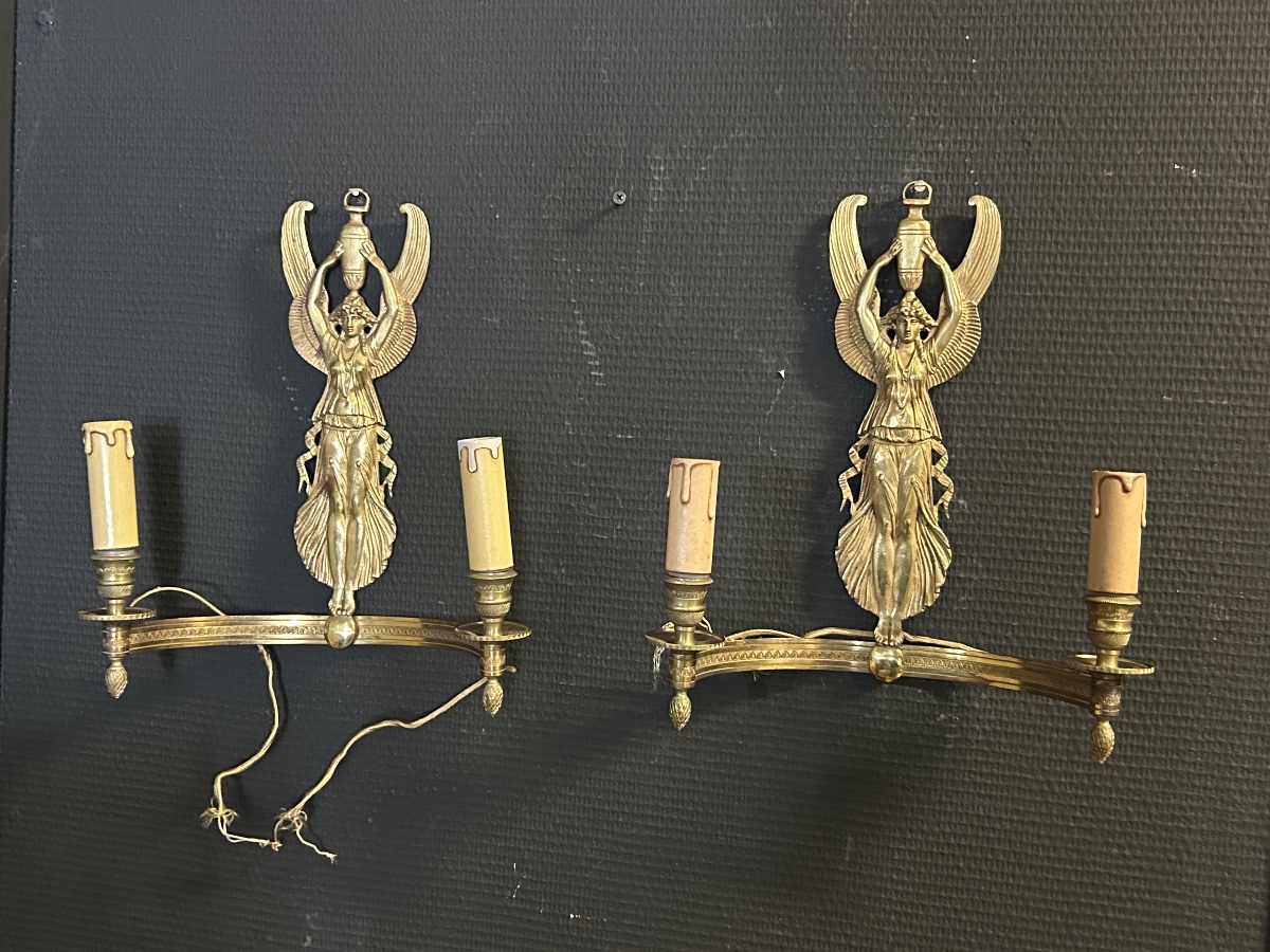 Pair Of Gilded Bronze Empire-style Wall Sconces From The Early 20th Century Featuring Winged Women-photo-5