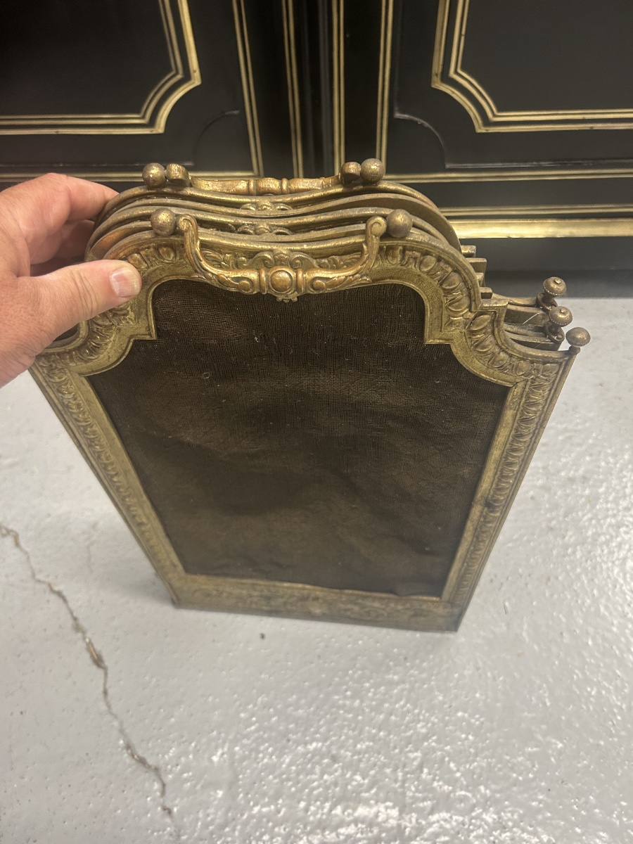 Vintage Late 19th-century Louis XV-style Brass Fireplace Screen Or Spark Guard -photo-5