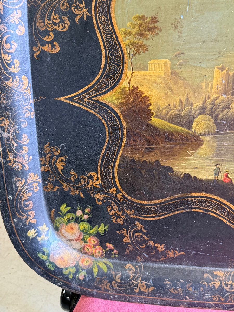 Grand plateau en tôle peint d’époque Napoléon III à décor de paysage et de fleurs  L 78 cm-photo-3