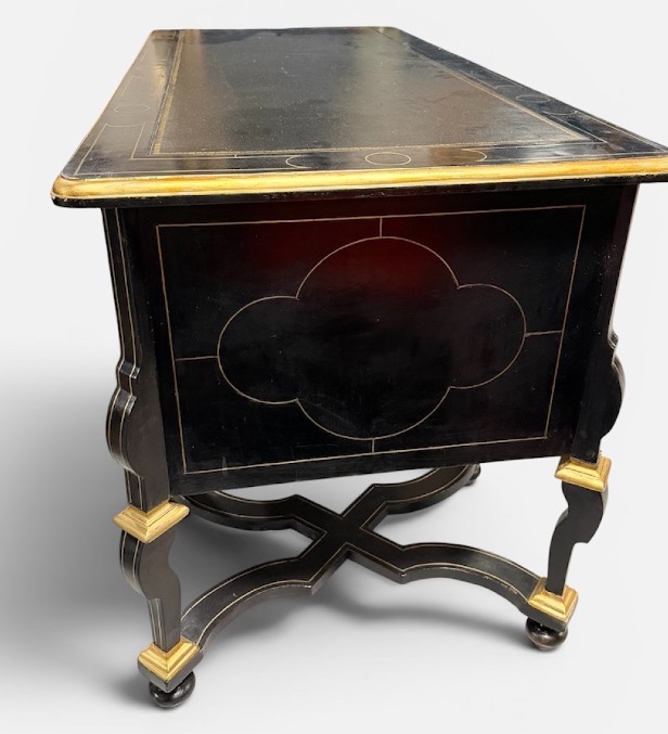 Bureau Mazarin laqué noir et filets de laiton en partie d’époque Louis XIV -photo-5
