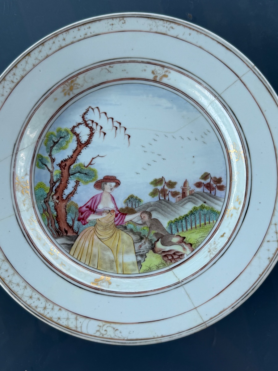 Compagnie de Indes assiette érotique de commande en porcelaine de Chine époque Qianlong 1740-photo-2