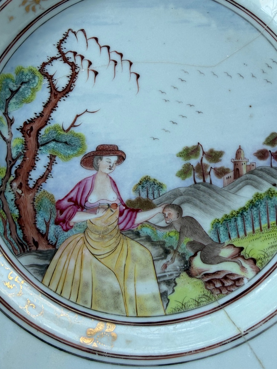 Compagnie de Indes assiette érotique de commande en porcelaine de Chine époque Qianlong 1740-photo-3
