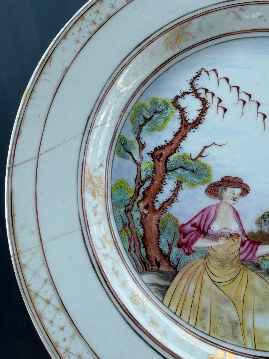 Compagnie de Indes assiette érotique de commande en porcelaine de Chine époque Qianlong 1740-photo-4