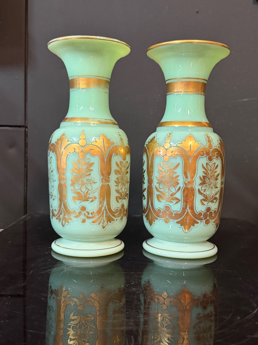 Paire de vases en opaline verte et dorée d’époque Napoléon III - Baccarat H 24,5 cm-photo-2