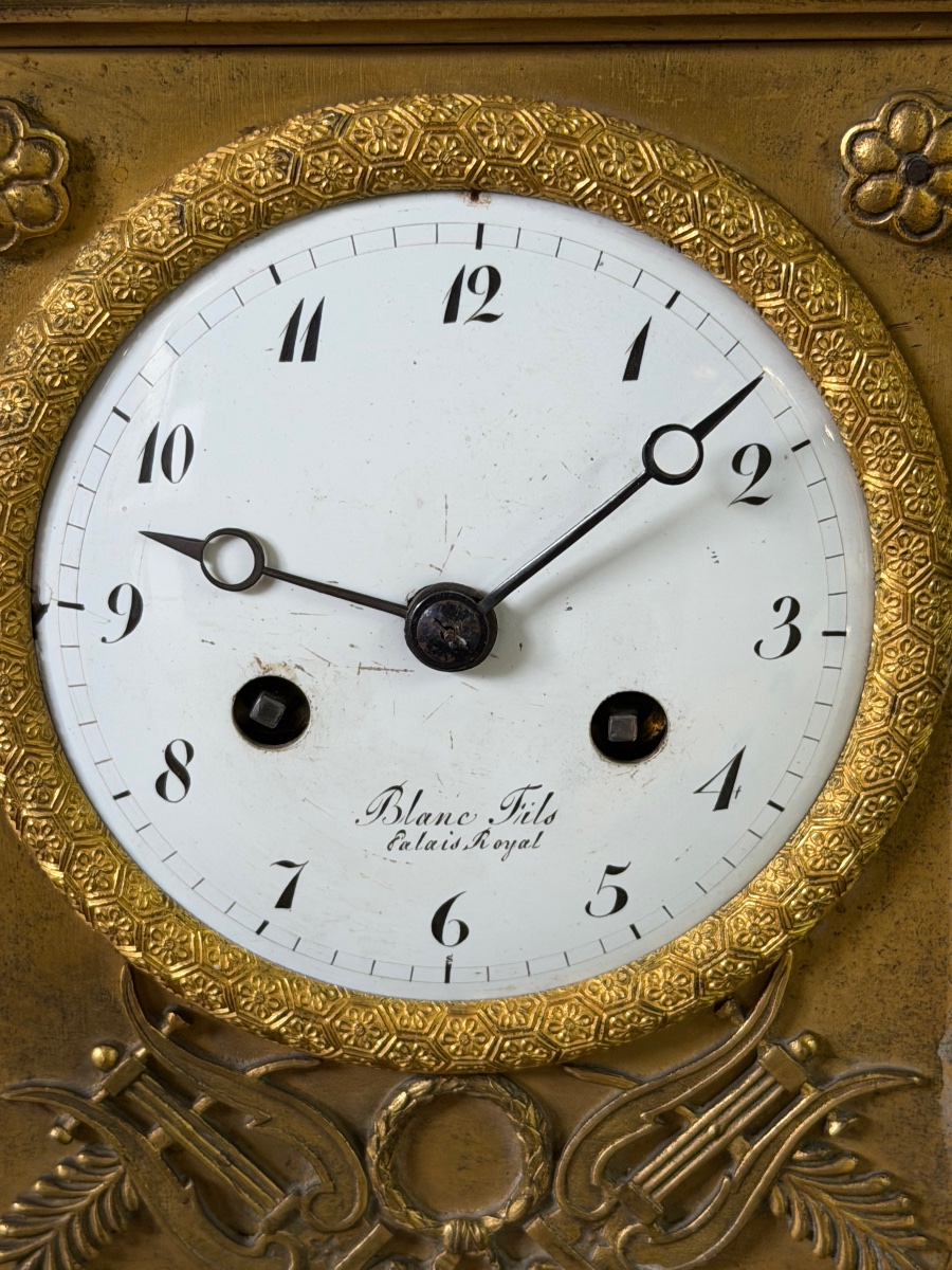 Pendule a la lecture en bronze doré d'époque Restauration début XIXème-photo-4