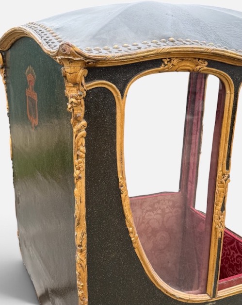 Chaise à porteur d’époque Louis XV - Armoiries d’alliance sous couronne comtale XVIIIème -photo-2