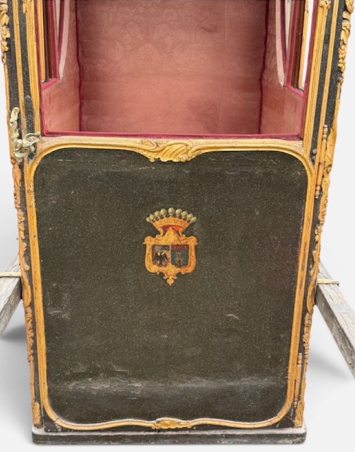 Chaise à porteur d’époque Louis XV - Armoiries d’alliance sous couronne comtale XVIIIème -photo-7