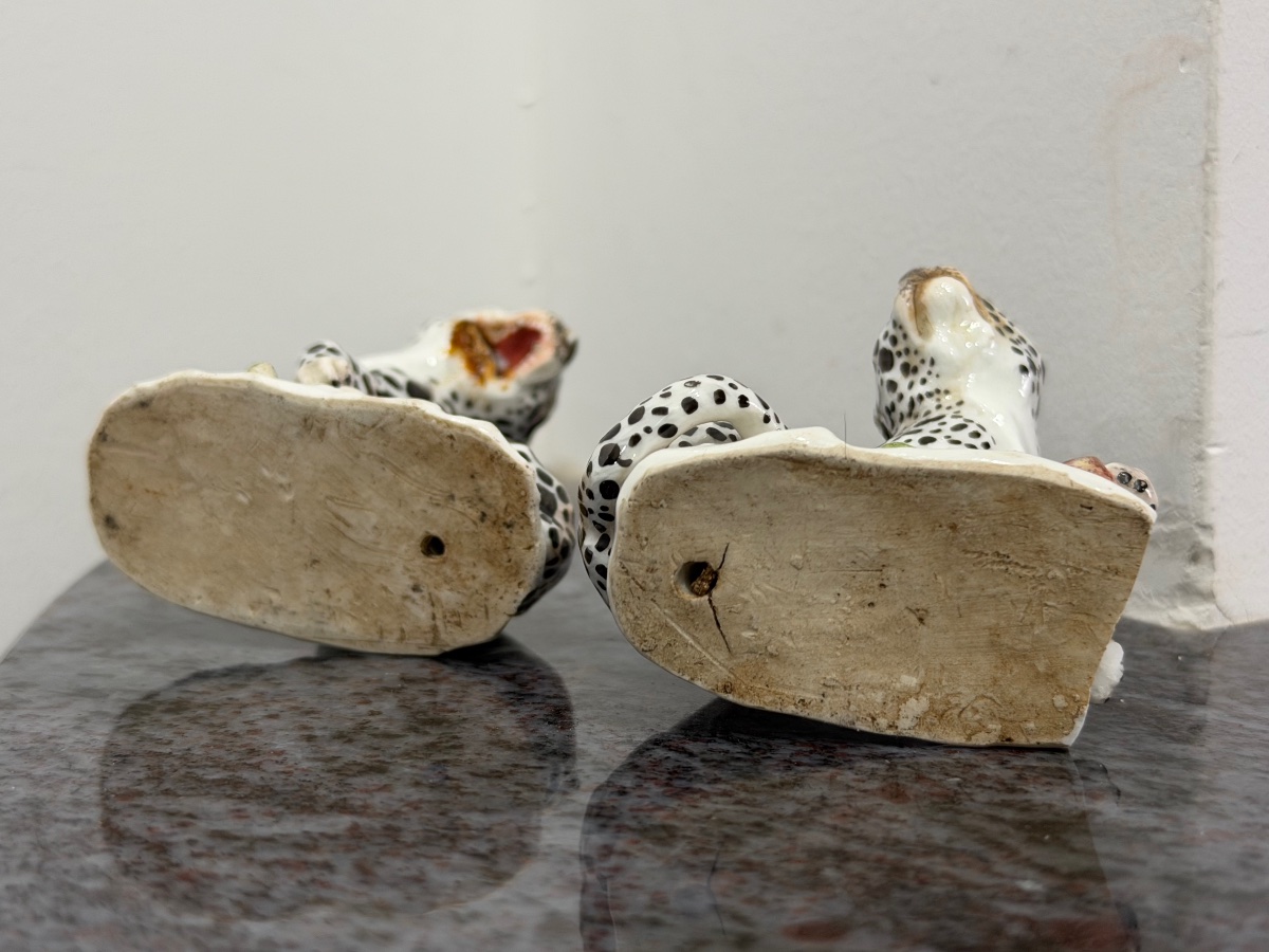 Johann Joachim KÅNDLER (1706-1775) rare paire de léopards porcelaine de Meissen XVIIIème siècle-photo-1