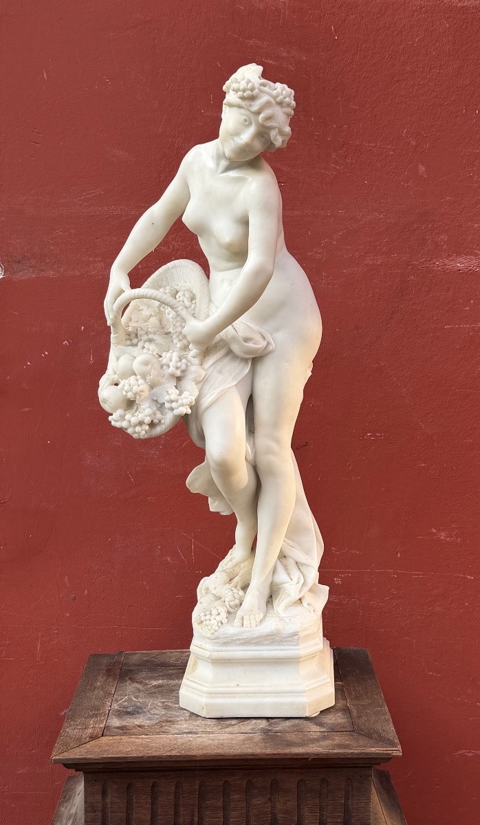 Lucas Madrassi (1849-1919) Allégorie des vendanges sculpture en marbre H 78 cm