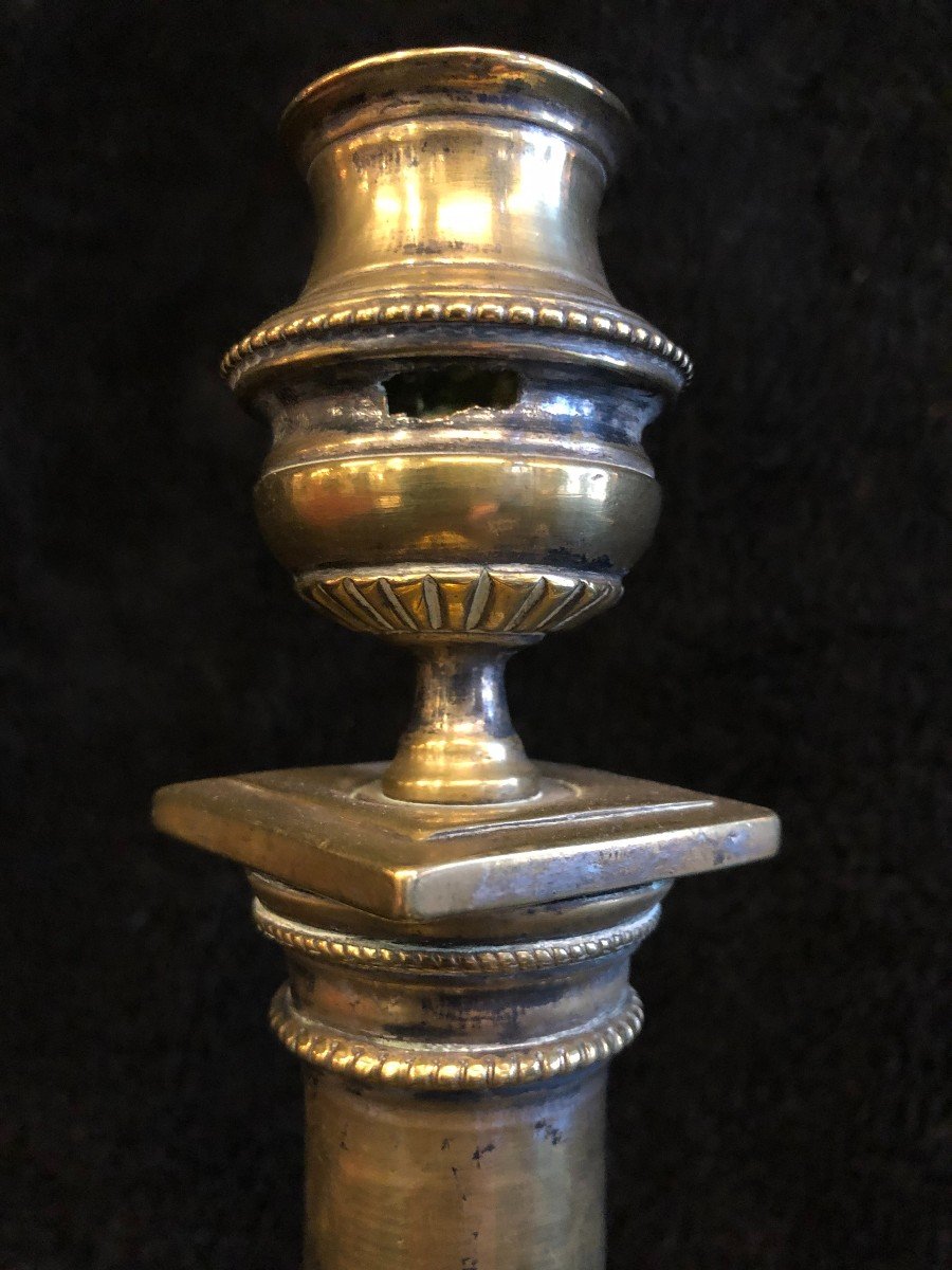 Pair Of Eighteenth Century Bronze Candlesticks-photo-5