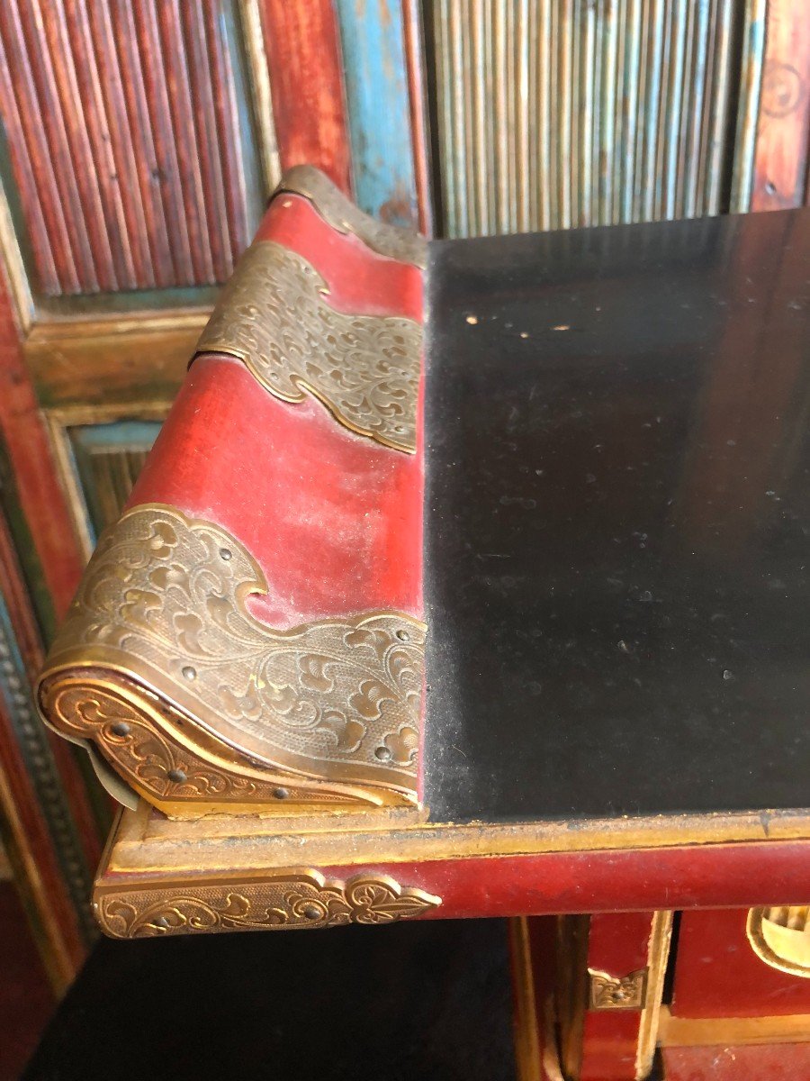 Ancienne Table d'Autel - Japon - Laque Réhaussée d'éléments En Métal Ciselé Et Doré époque Edo -photo-4