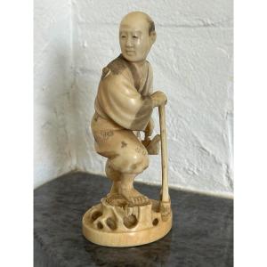 Okimono - Netsuke Sculpture En Ivoire Du Japon Fin XIXéme