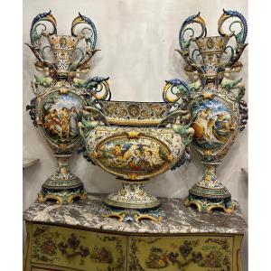 Very Important Urbino Italian Earthenware Trim Late 19th Century - Italian Majolica H 113 Cm