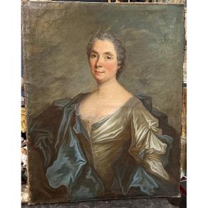 French School Portrait Of A Woman Oil On Canvas 18th Century 