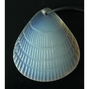 René Lalique ( 1860-1945) pendentif coquille verre bleuté - art nouveau 