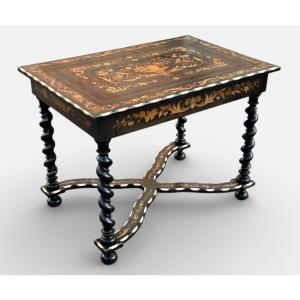 Table bureau Hollandais marqueterie de fleurs pieds torsadés bois noirci époque XIXéme 