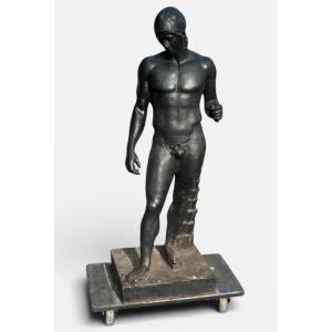 Gladiateur casqué - importante sculpture en fonte d’après l’antique début XXème - Déco jardin 