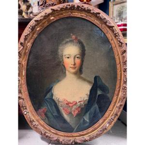 18th-century French School: Portrait Of A Woman In An Oval Frame—oil On Canvas