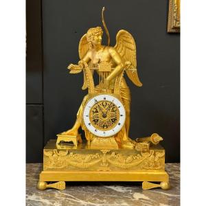 Pendule d’époque premier Empire Apollon ailé jouant de la lyre - bronze doré-Claude GALLE
