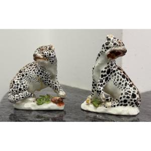 Johann Joachim Kåndler (1706–1775), A Rare Pair Of Leopards, 18th-century Meissen Porcelain