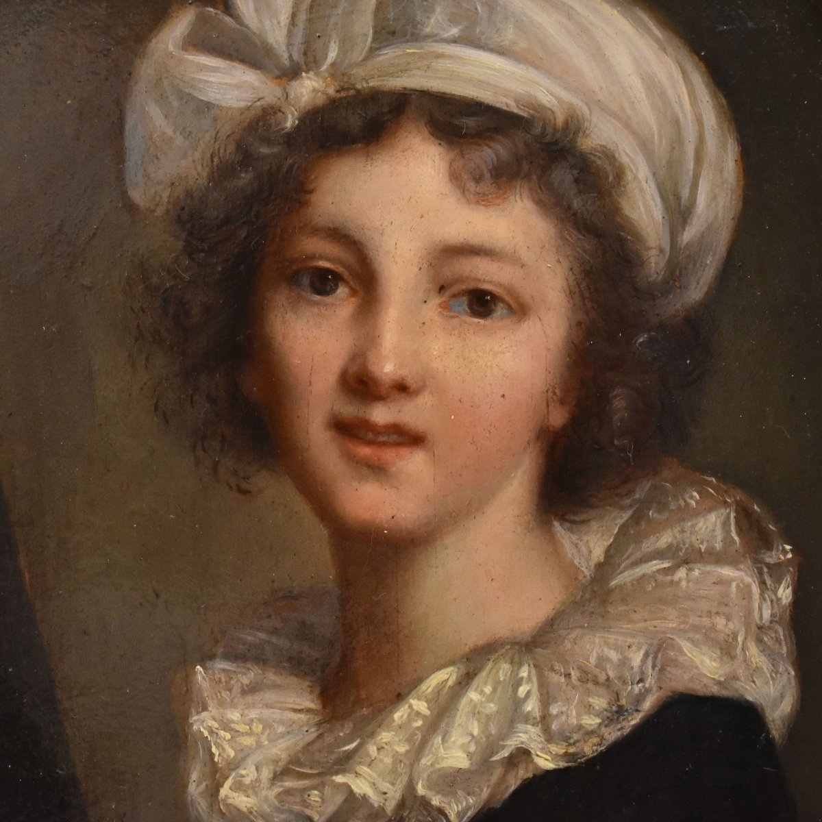 Tableau Ovale Ancien, Petit Portrait De Jeune Femme, Huile Sur Carton, XIXè Siècle. (QR761)-photo-1