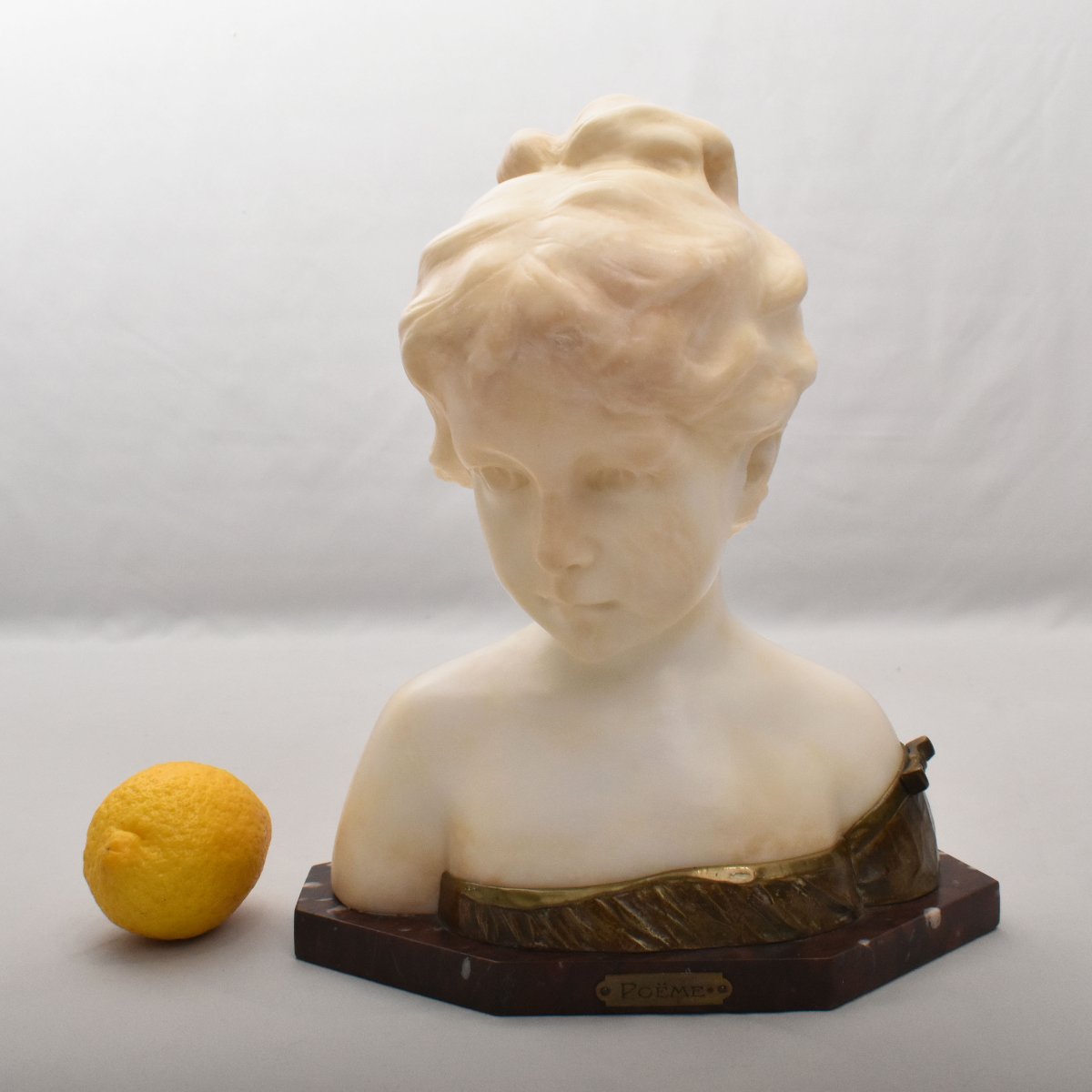 Antique Alabaster Sculptures, Young Girl Sculpture, 19th Century. (stal107)-photo-2