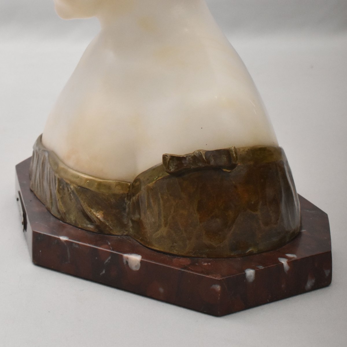 Antique Alabaster Sculptures, Young Girl Sculpture, 19th Century. (stal107)-photo-1