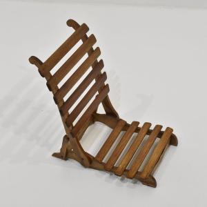 Petite Chaise De Plage Pliante En Bois, Milieu Du 20e Siècle. (SED29)