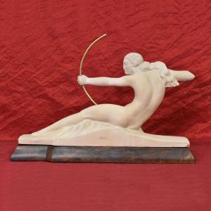 Art Déco Sculpture, Terracotta, Woman With Bow, 20th Century. (stte80)