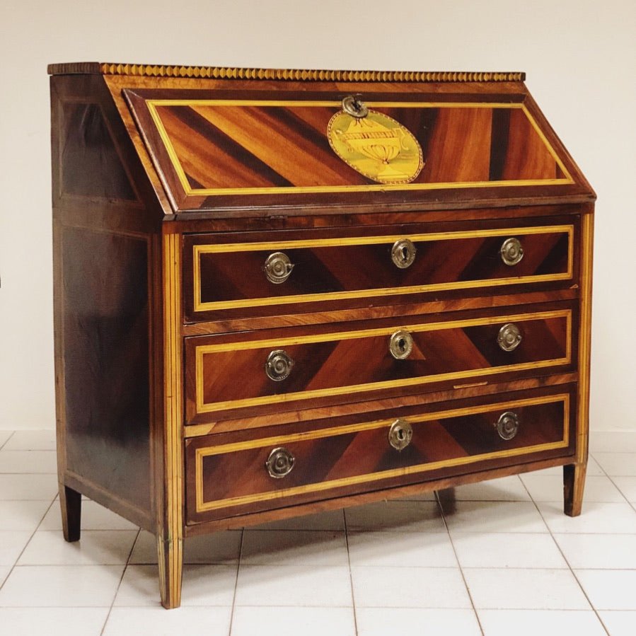 Spotlight on: Louis XVI furniture