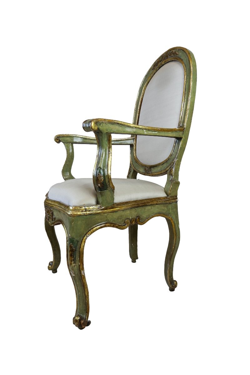 Louis XV Armchair In Carved Wood Lacquered In Gold. Early 18th Century.-photo-3