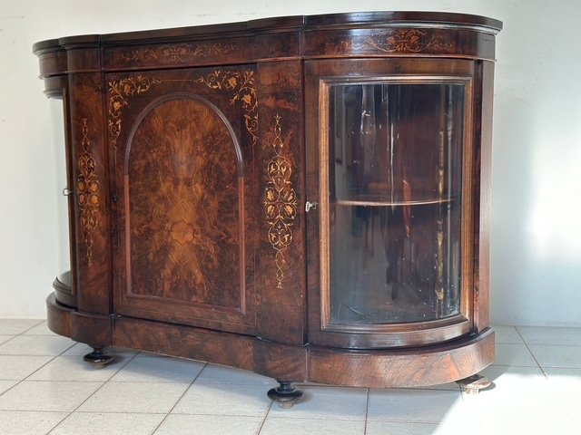 Victorian Burr Walnut Sideboard. 19th Century-photo-5