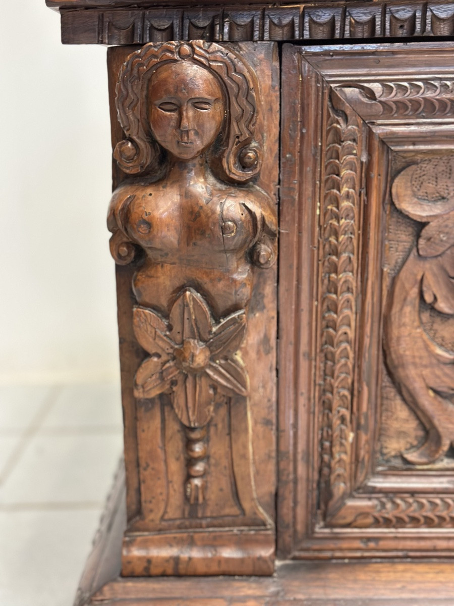 Lombard Chest Carved First Half Of 17th Century-photo-2
