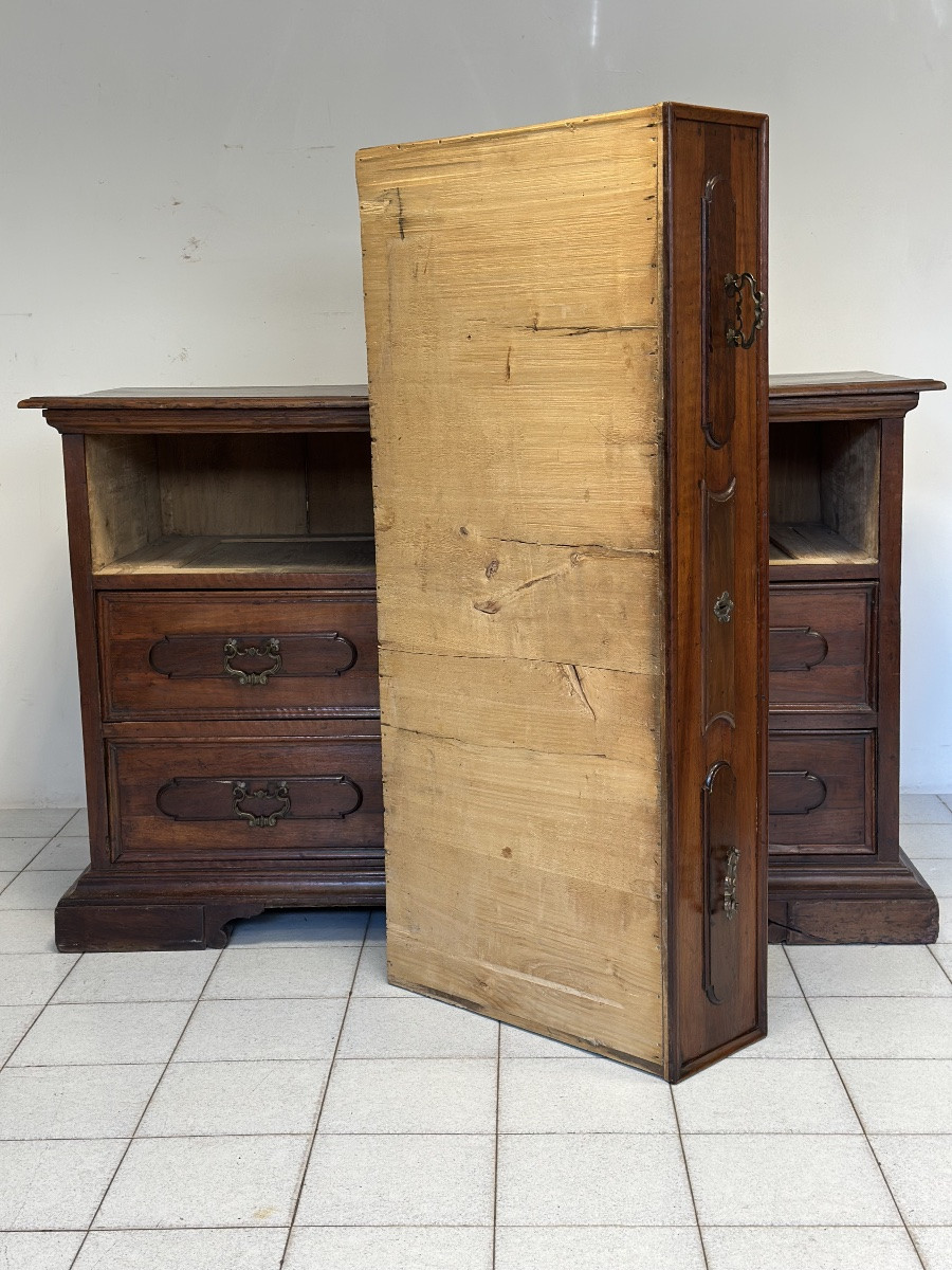 Walnut Chest Of Drawers. Bologna City. 17th Century-photo-7