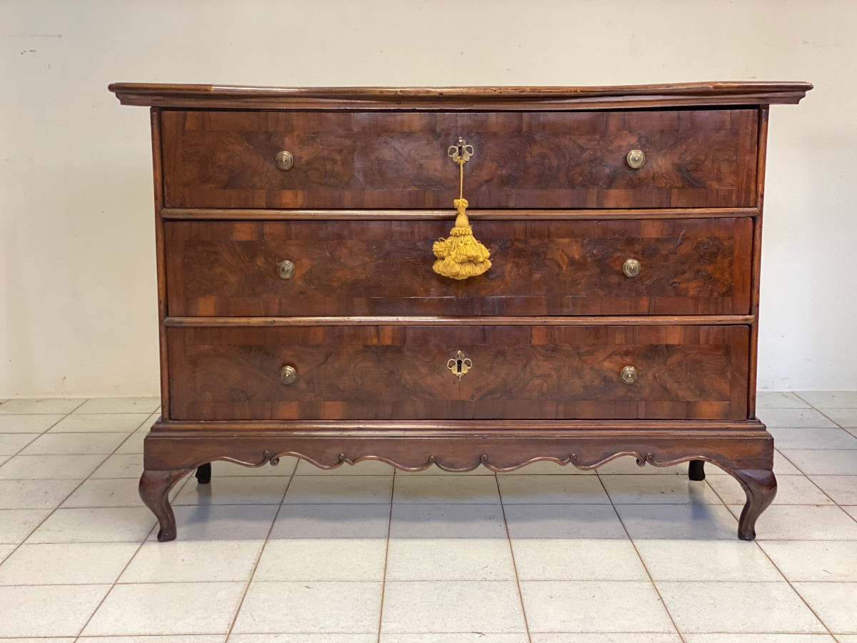 Commode Louis XV. Émilie-Modène, XVIIIe siècle.-photo-1