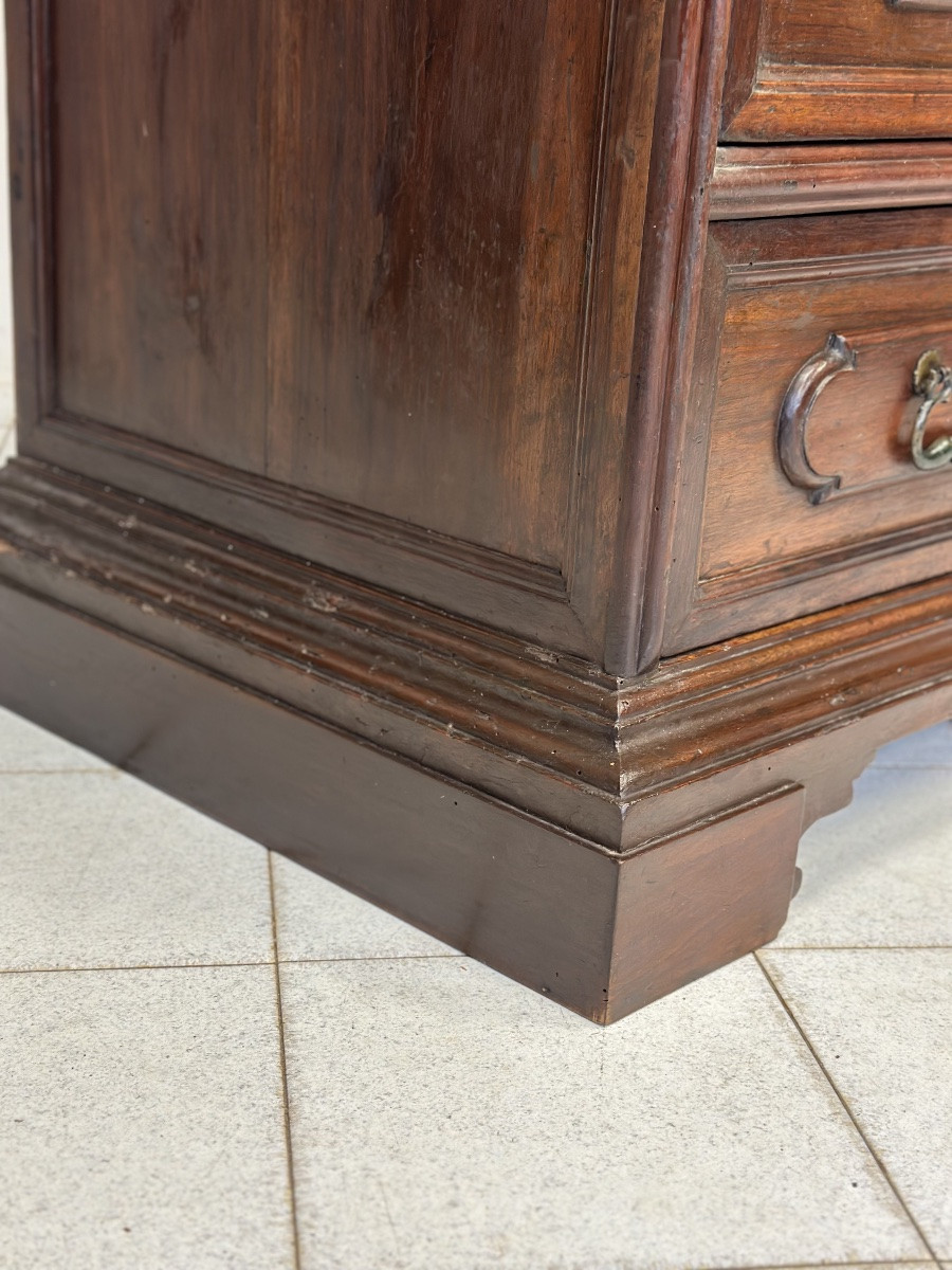 Commode émilienne à bossages. Bologne, fin du XVIIe siècle.-photo-3