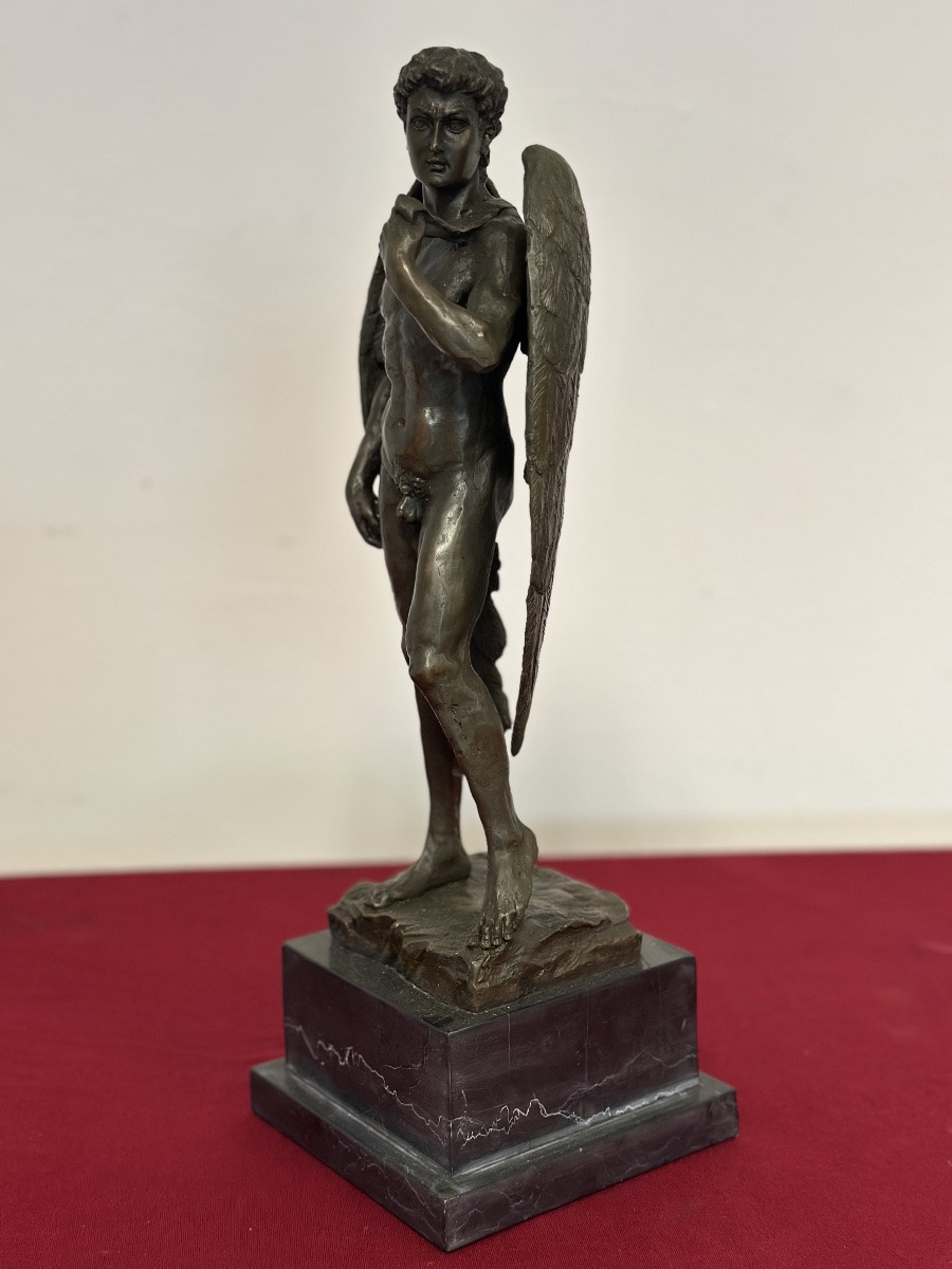 Sculpture en bronze sur socle en marbre. XXe siècle-photo-2