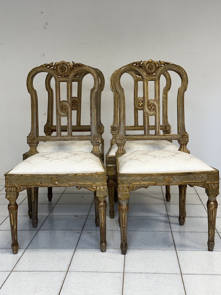 Suite de quatre chaises Louis XVI laquées et dorées. XVIIIe siècle. Restaurées.-photo-2